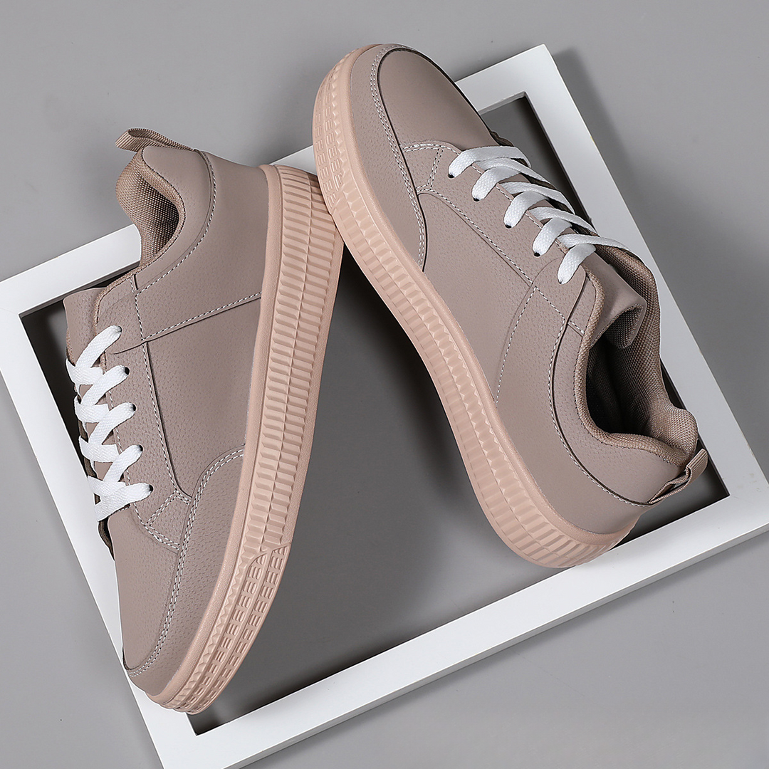 Easton Leather Sneakers