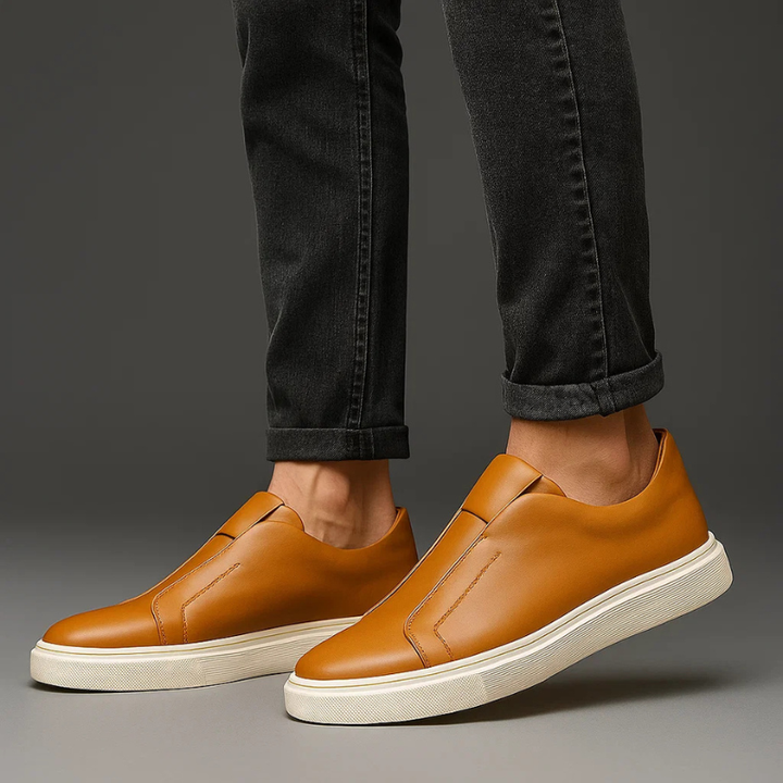 Nero Leather Sneakers