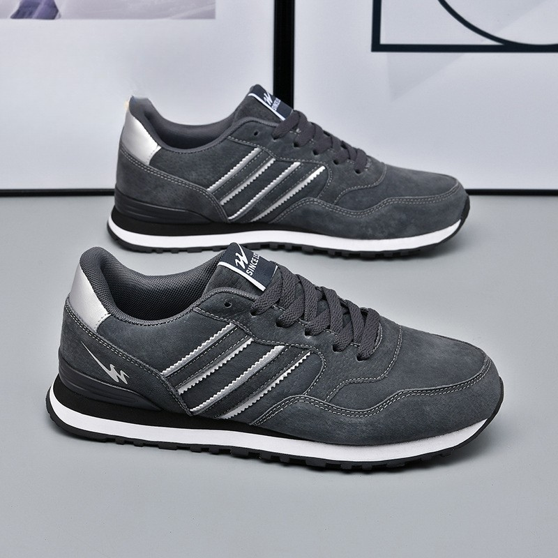 Brooks Retro Sneakers