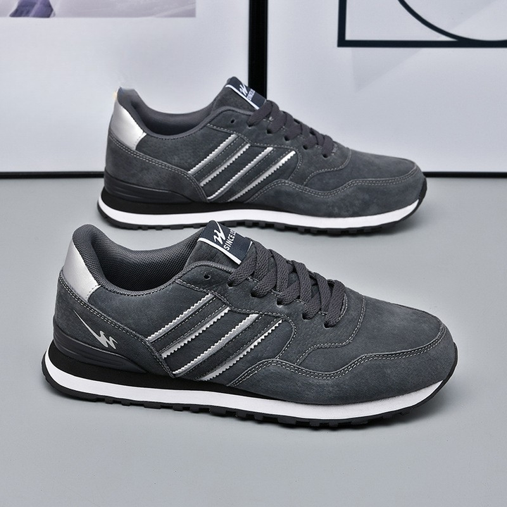Brooks Retro Sneakers