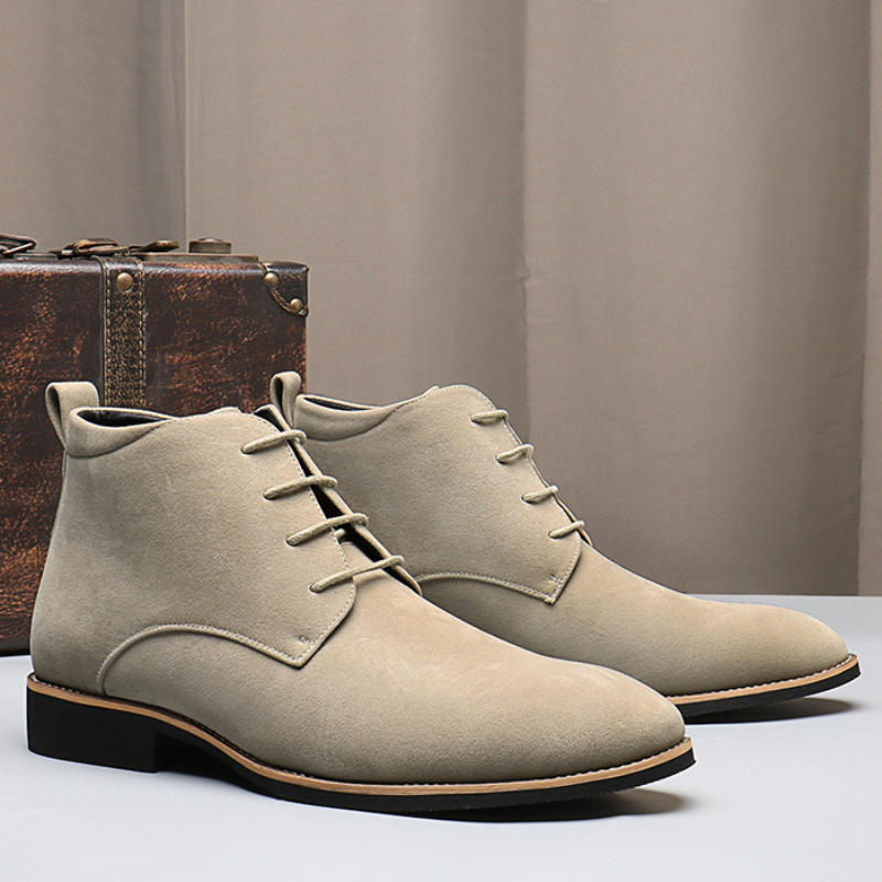 Roma Suede Chukka Boots