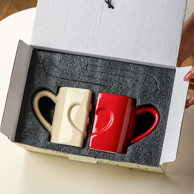 Heartlink Ceramic Mug Set