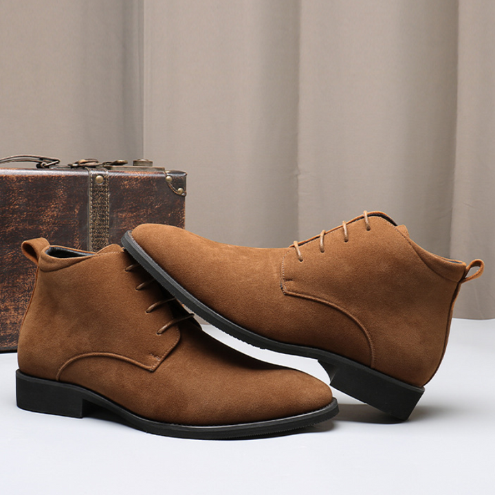 Roma Suede Chukka Boots