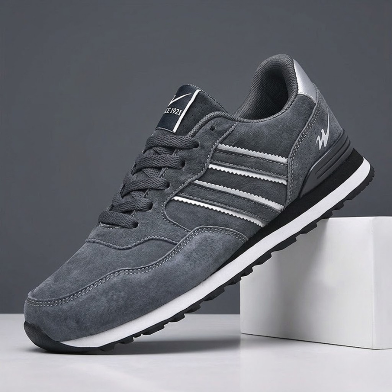 Brooks Retro Sneakers