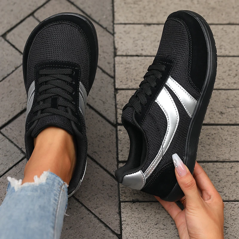 Zylla Retro Sneakers