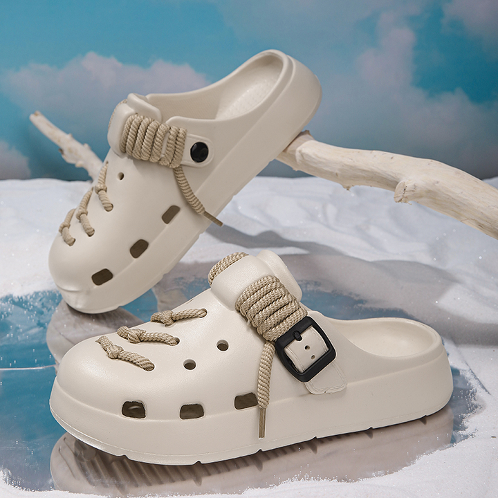 Pulse Laced Clogs - Female