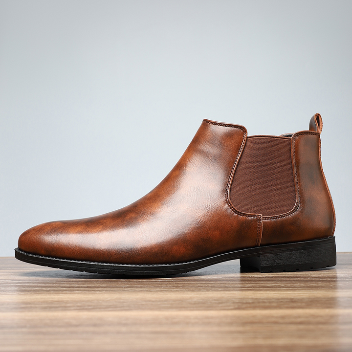 Bennett Leather Chelsea Boots