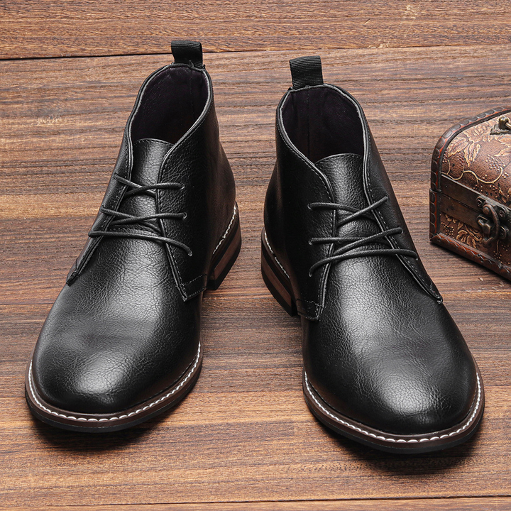 Cassidy Leather Chukka Boots