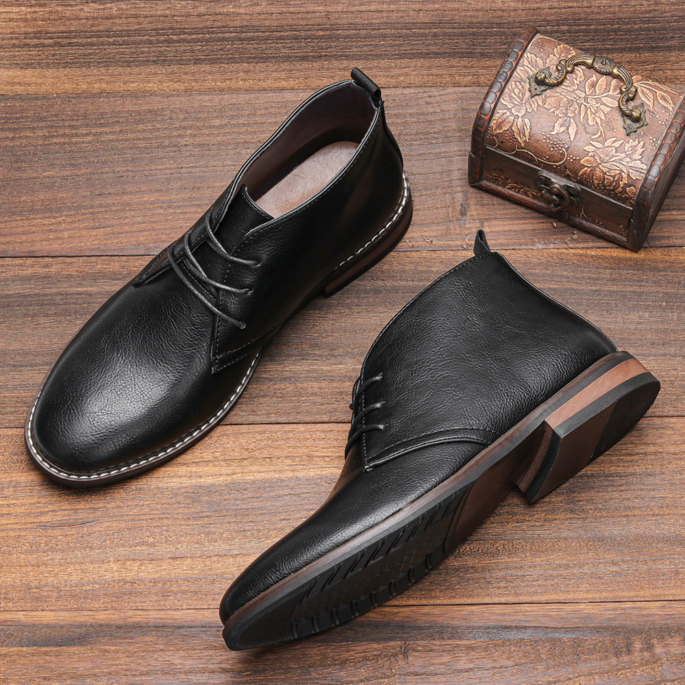 Cassidy Leather Chukka Boots