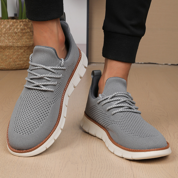 Nova Surge Mesh Sneakers