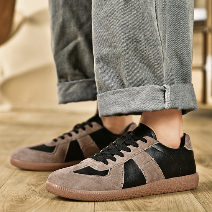 Altamira Retro Trainers
