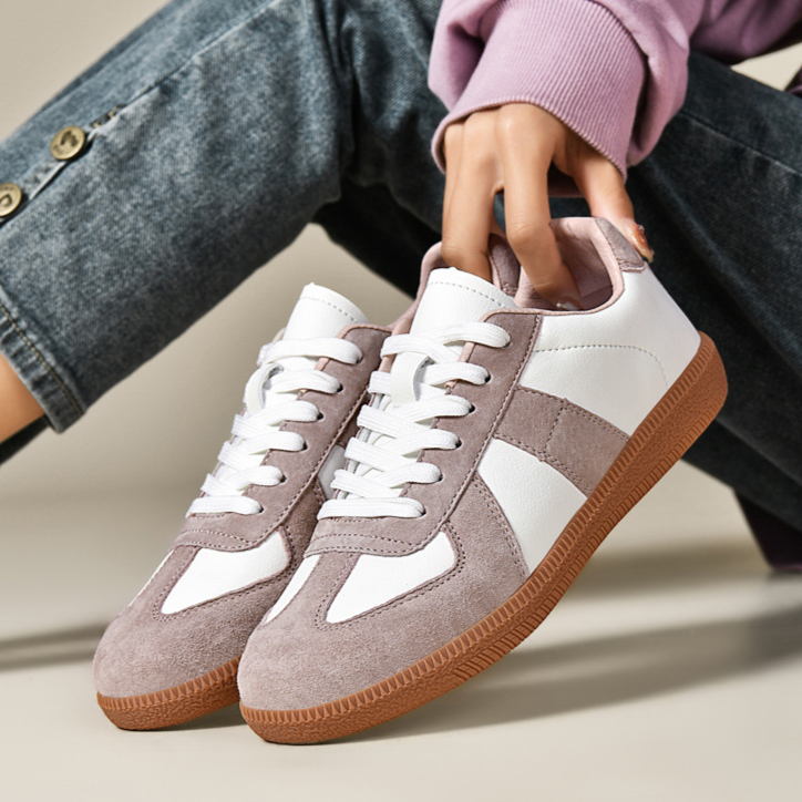 Altamira Retro Trainers