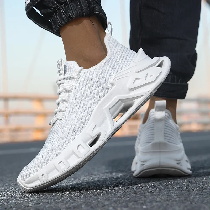Velocity Max Mesh Sneakers