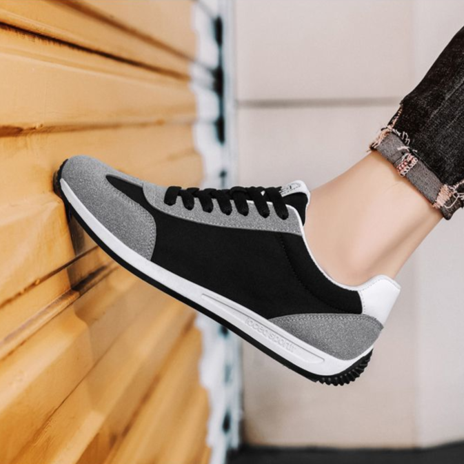 Brady Retro Sneakers