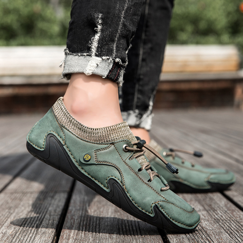 Vanguard Trail Sneakers