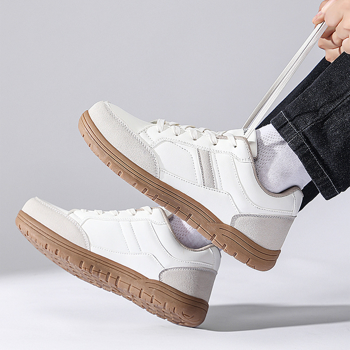 Vance Retro Sneakers