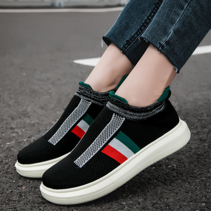 Nina Italiana Sneakers