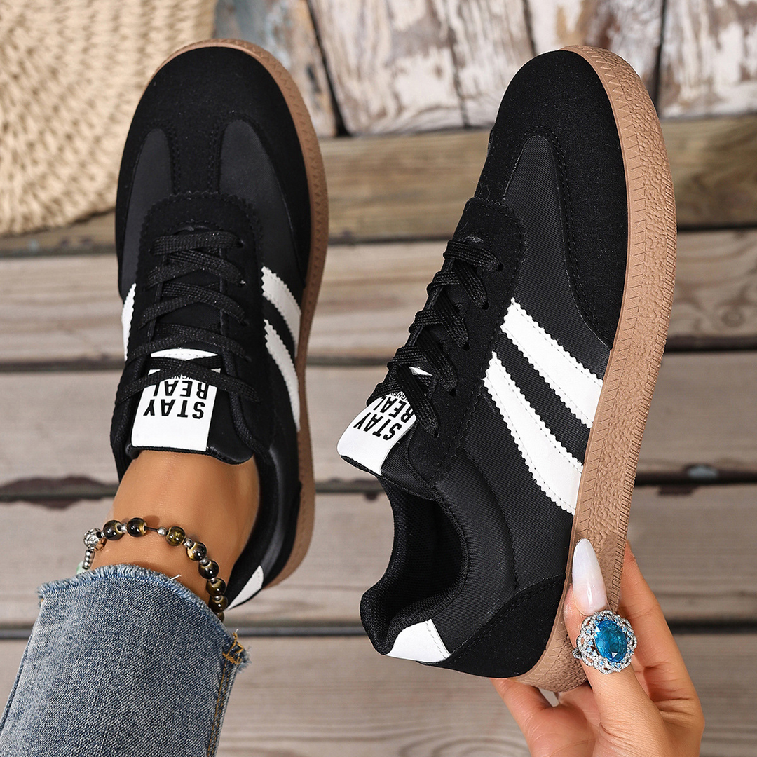 Stella Retro Sneakers