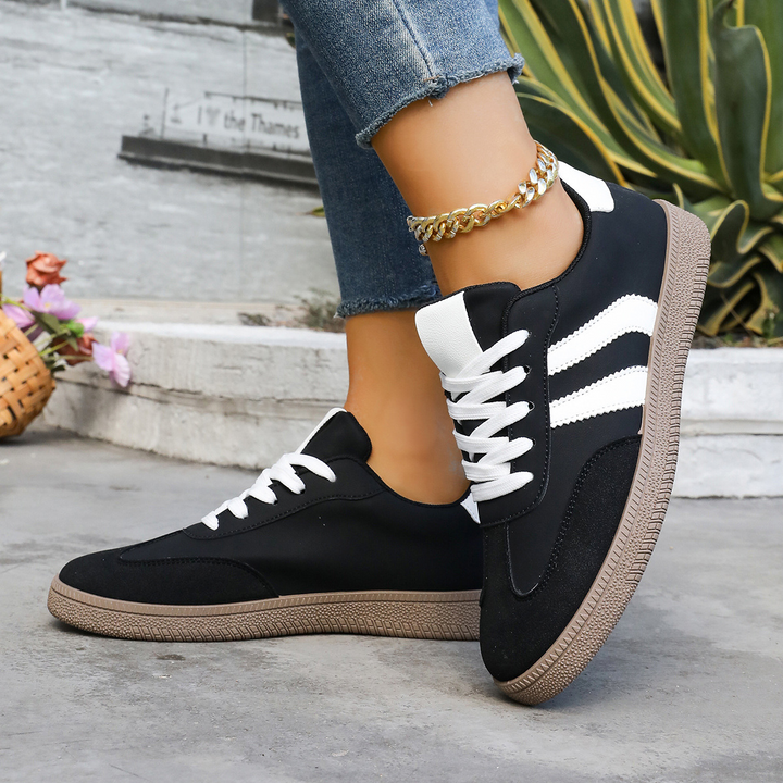 Cleo Retro Sneakers