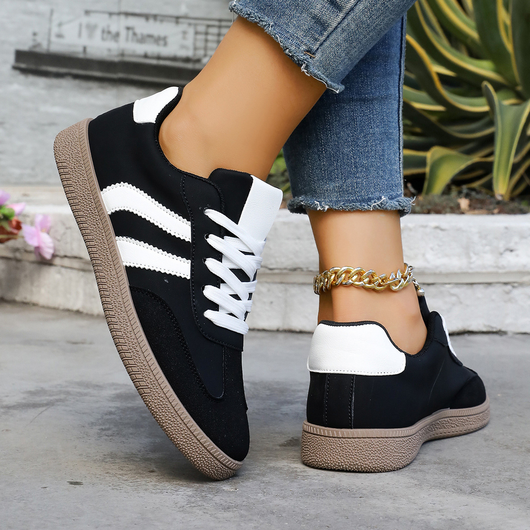Cleo Retro Sneakers