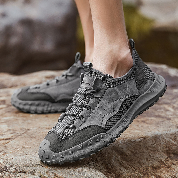 Helio Mesh Sneakers
