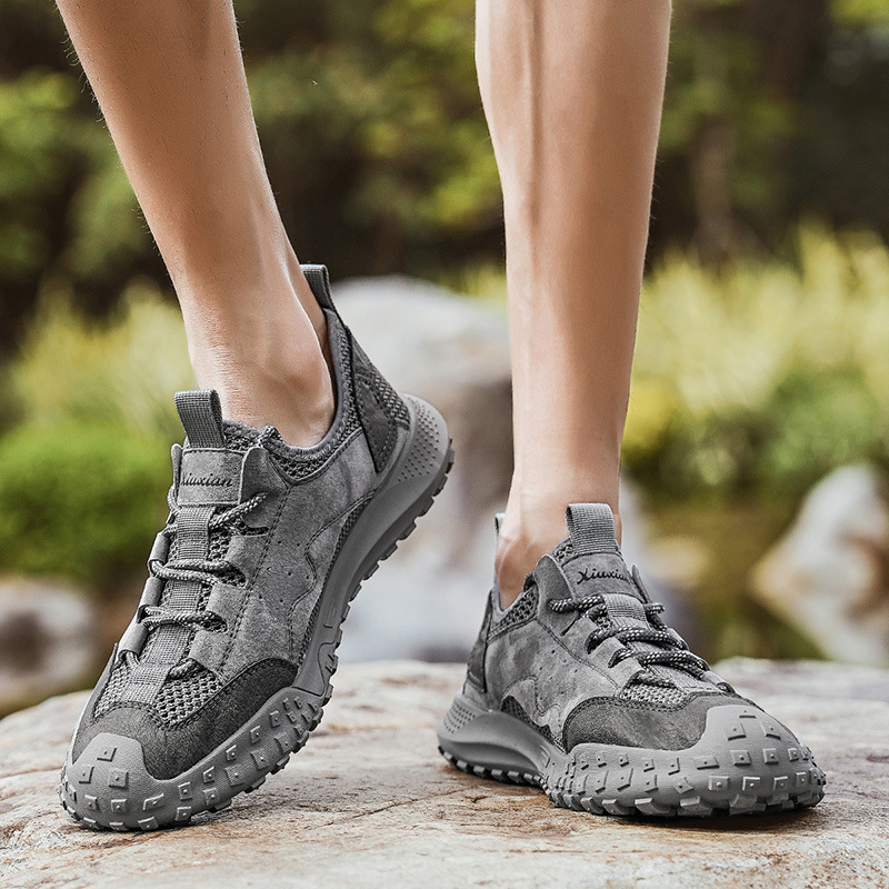 Helio Mesh Sneakers