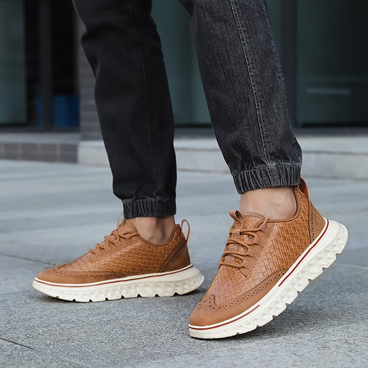 Aquilo Premium Sneakers