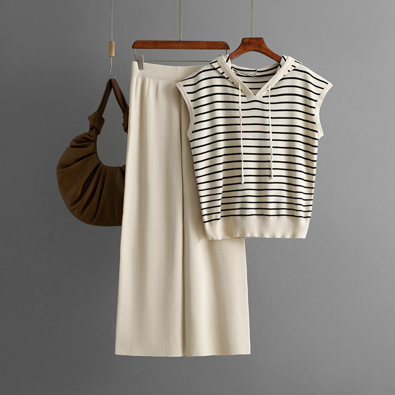 Bella Knit Set