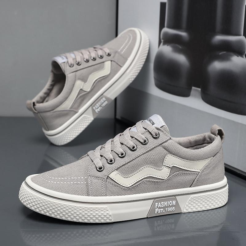 Treadz Canvas Sneakers