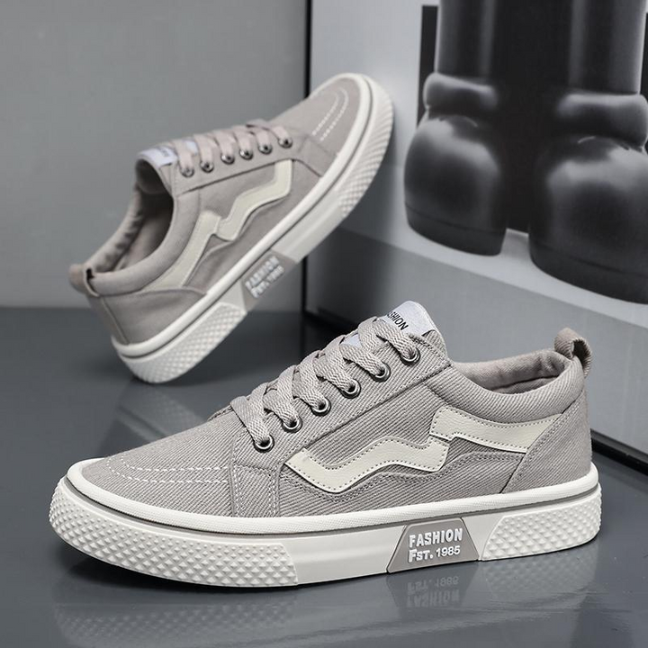 Treadz Canvas Sneakers