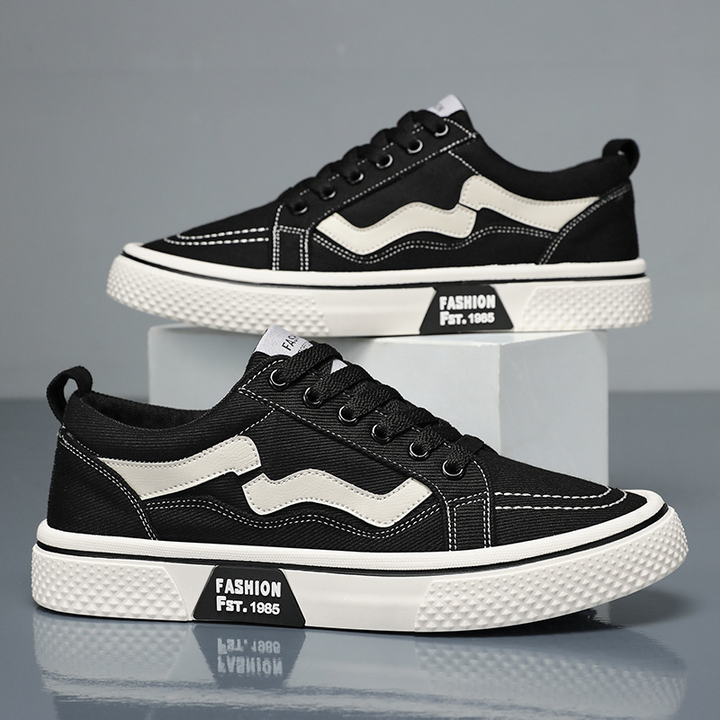 Treadz Canvas Sneakers