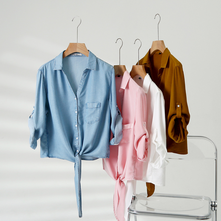 Léa Ferrara Tie Shirt