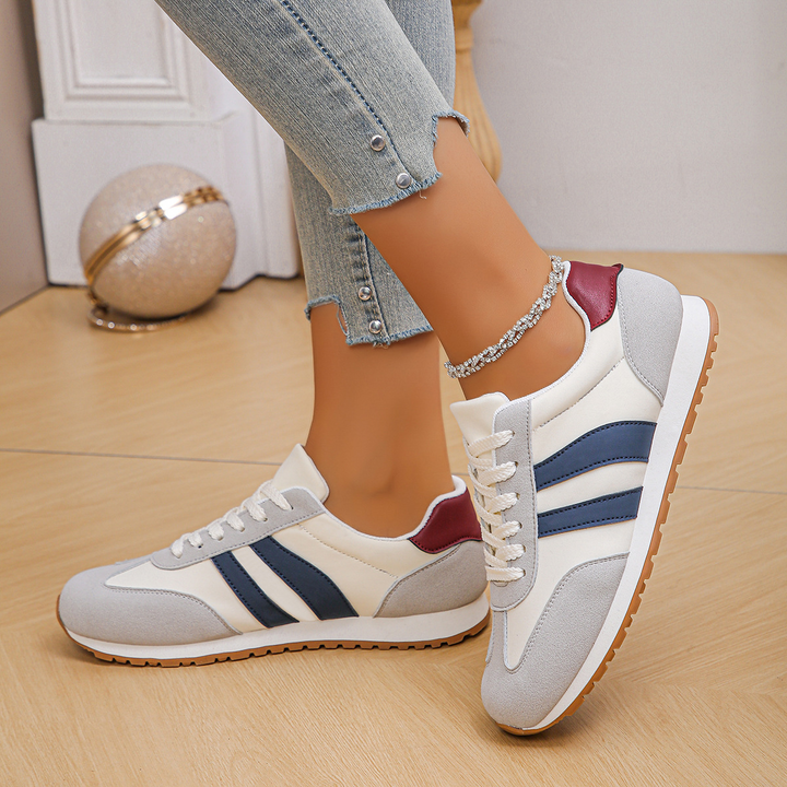 Skippa Retro Leather Sneakers