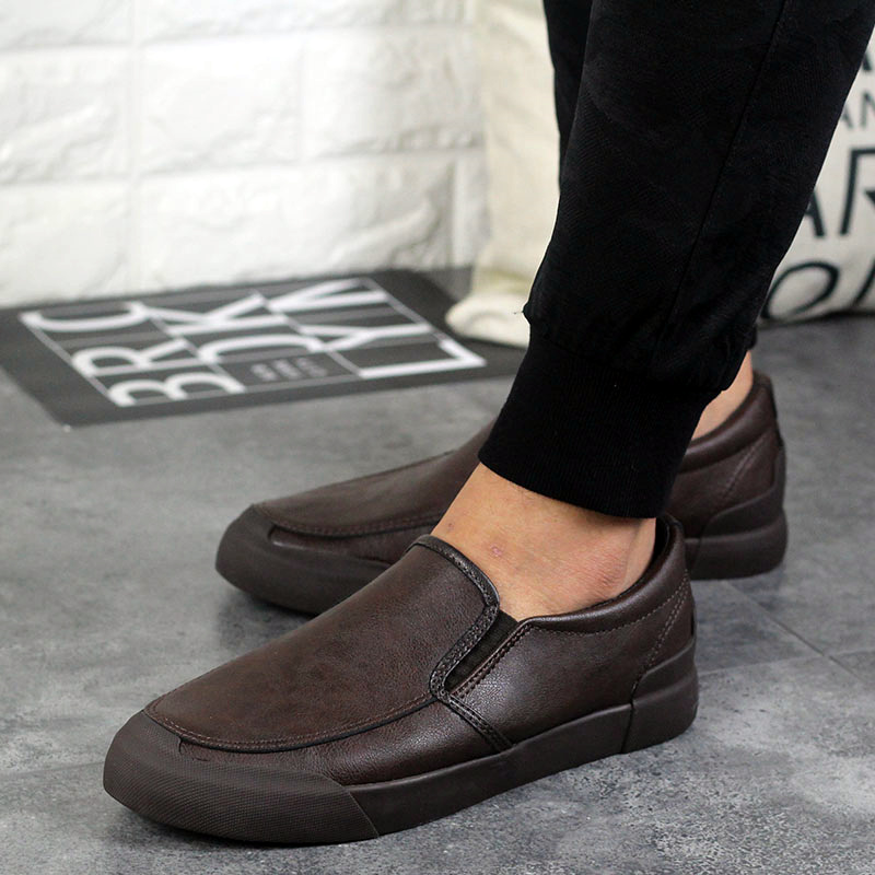 Chelsea Leather Slip-On Sneakers